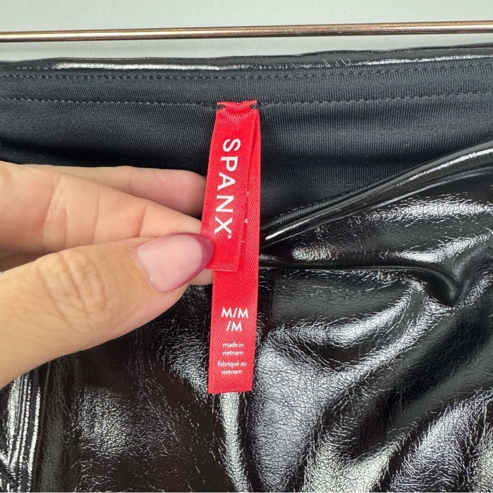SPANX | Faux Patent Leather Body Shaping Black Leggings Women’s Size Medium & 1X - Picture 15 of 16